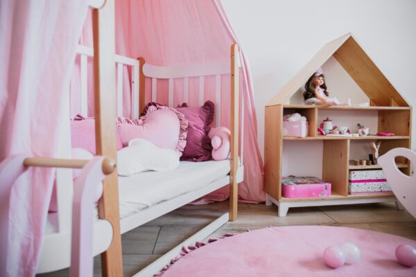 Montessori domčeková polica Woodle - prírodné drevo/biela